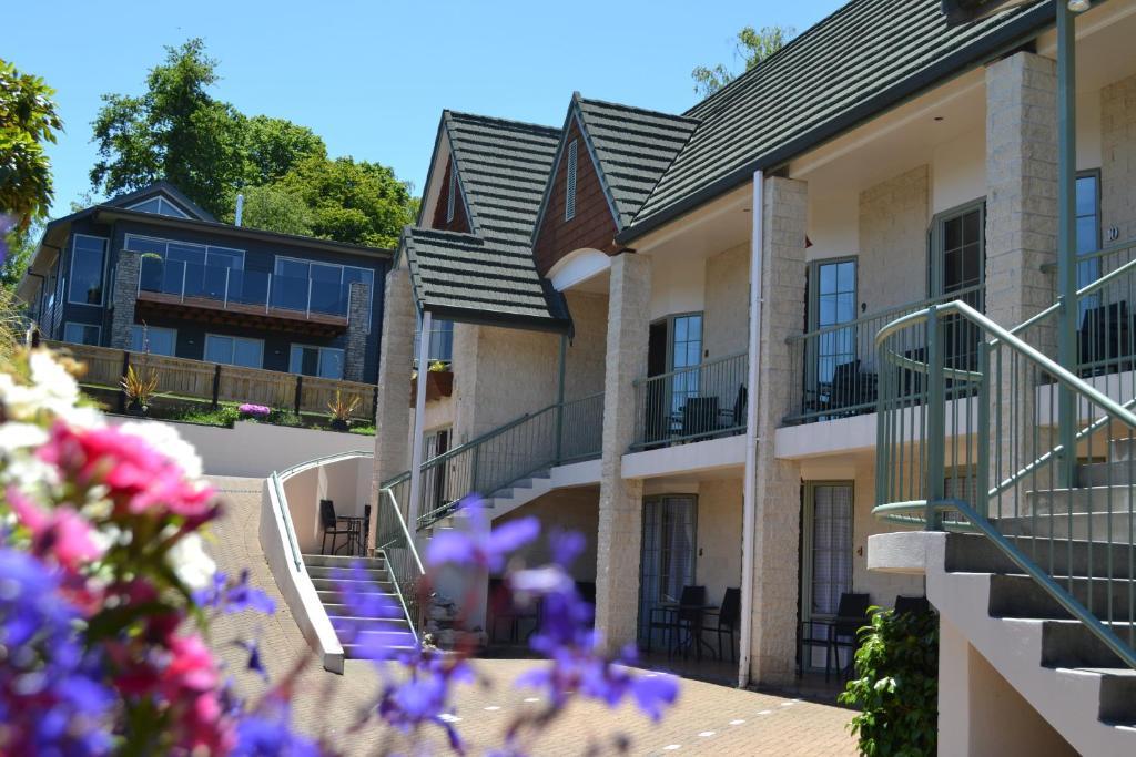 Colonial Lodge Motel Taupomeer Buitenkant foto